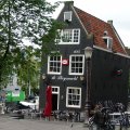 p1000553